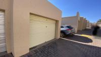 Garage of property in Vorna Valley