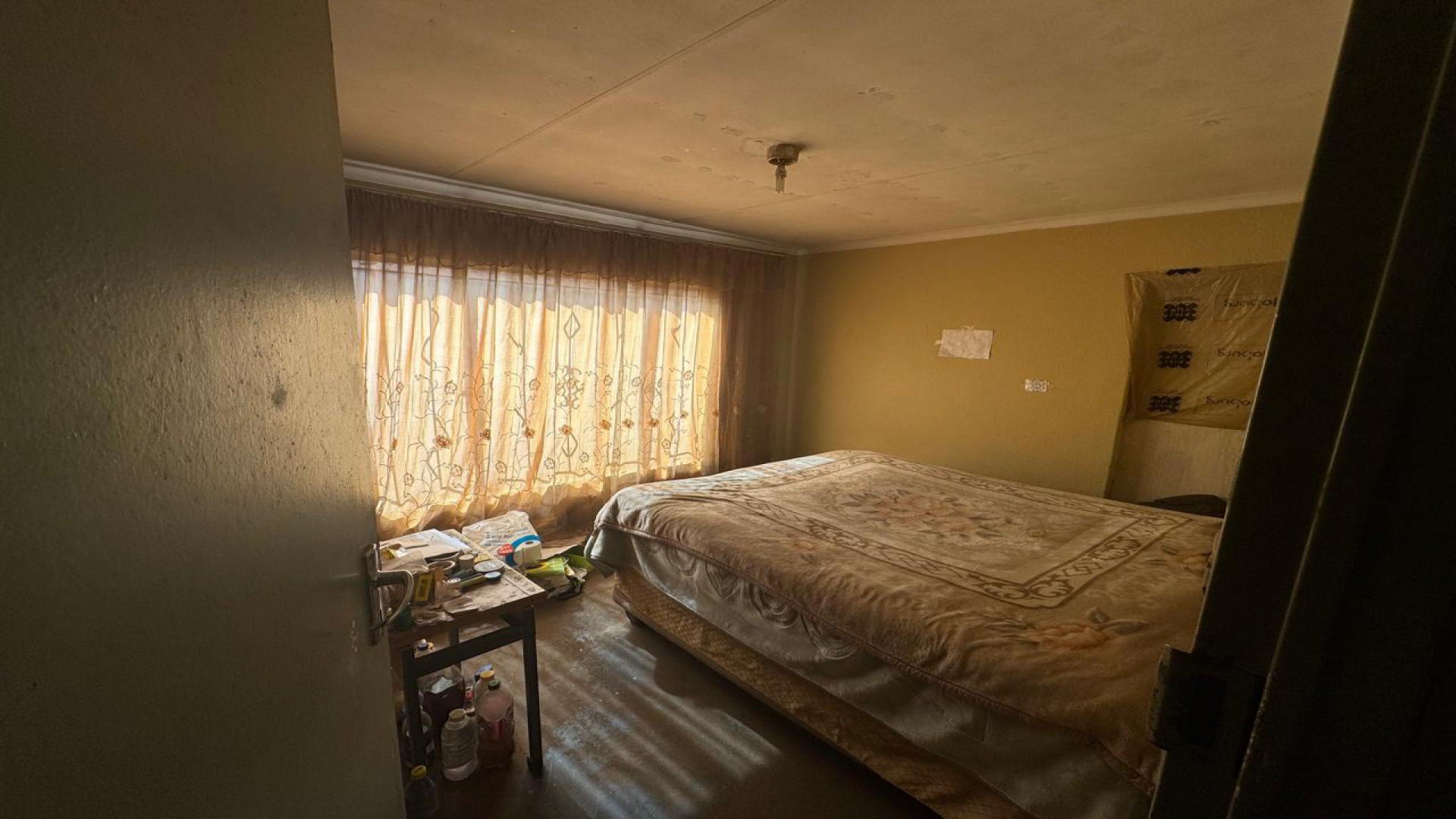 Bed Room 2 of property in Protea Glen