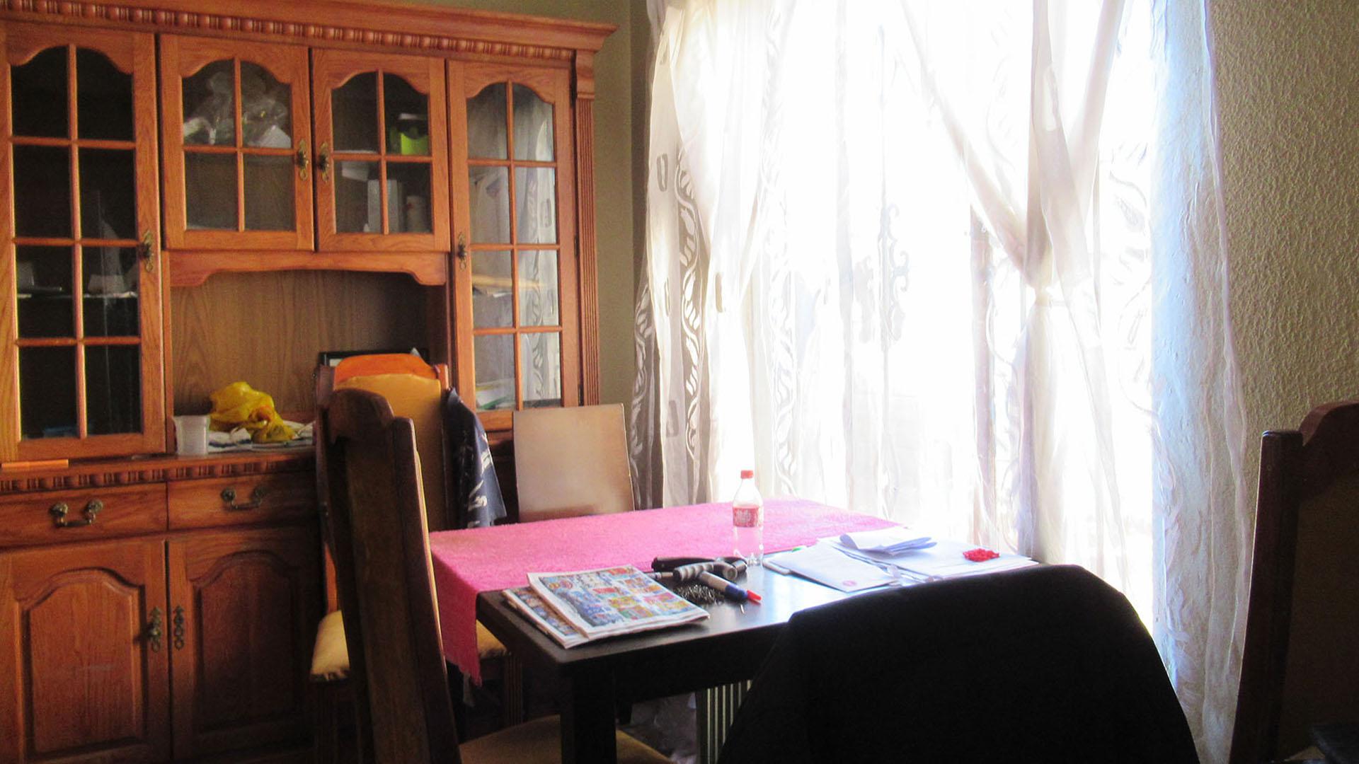 Dining Room - 9 square meters of property in Protea Glen