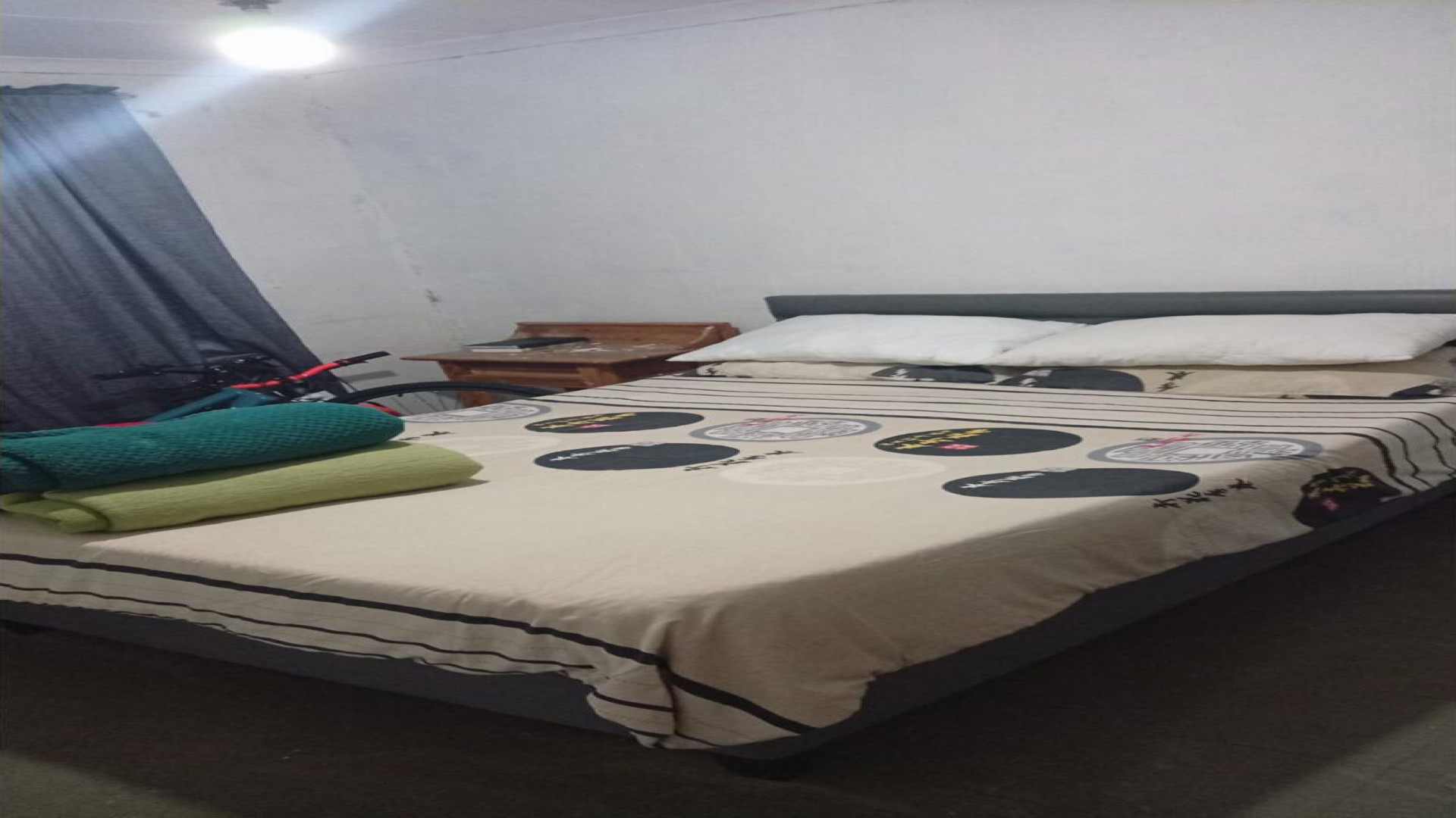Bed Room 1 of property in Lentegeur