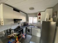  of property in Glenvista