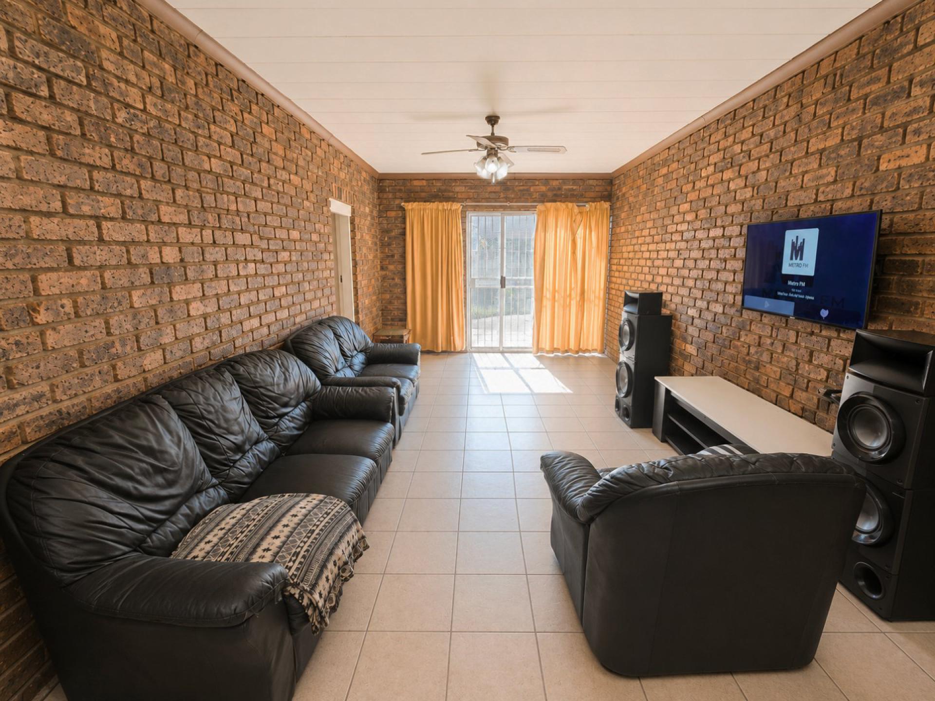  of property in Wolmer