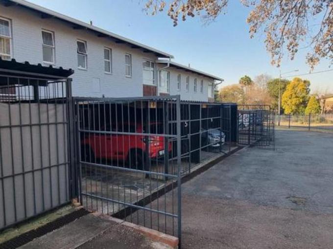 Simplex for Sale For Sale in Clubview - MR719573
