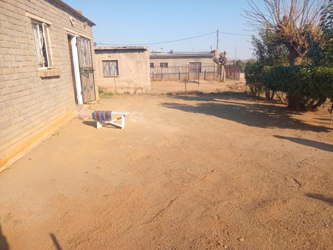 2 Bedroom House for Sale For Sale in Freedom Square - MR719582
