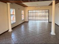  of property in Glenvista