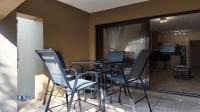 Patio - 6 square meters of property in Lone Hill