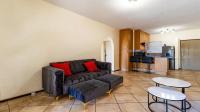 Lounges - 20 square meters of property in Lone Hill