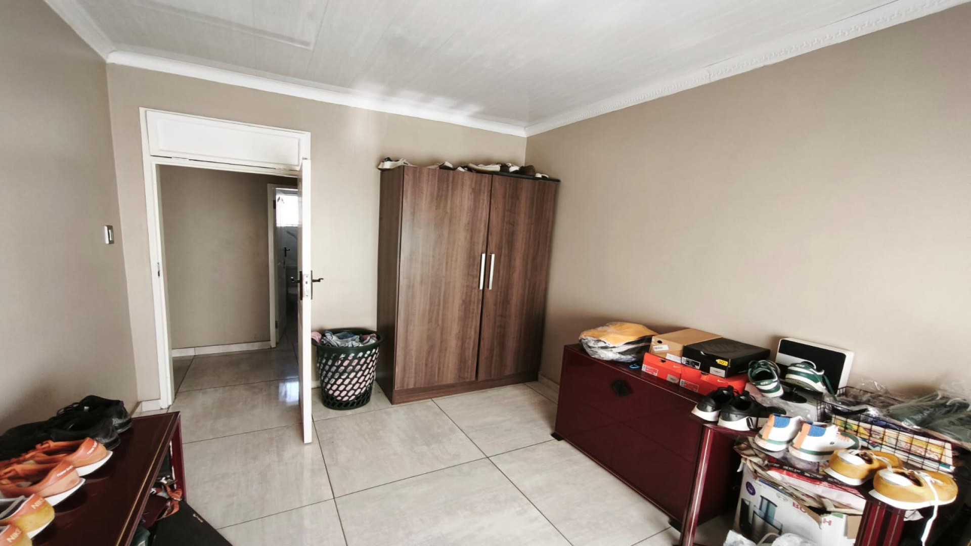 Bed Room 3 of property in Modder East