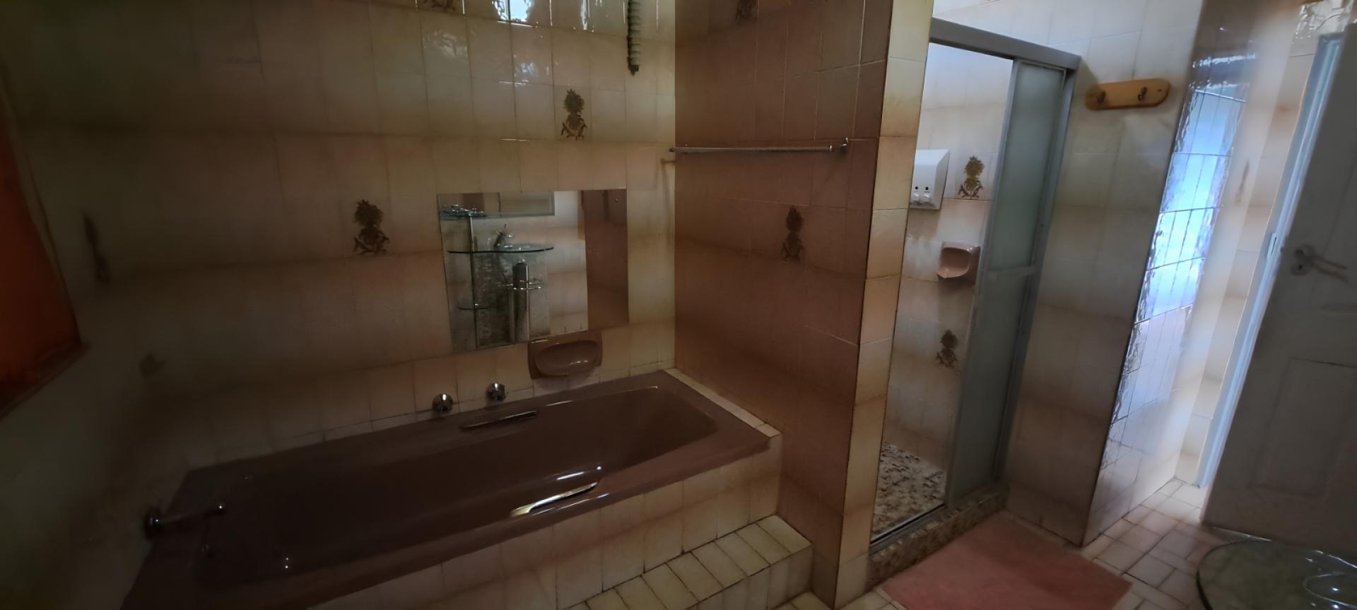  of property in Rooihuiskraal