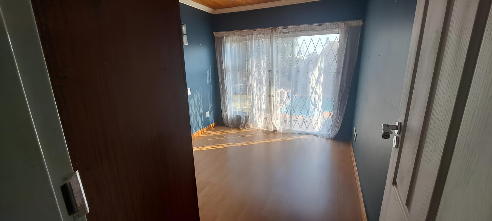  of property in Rooihuiskraal