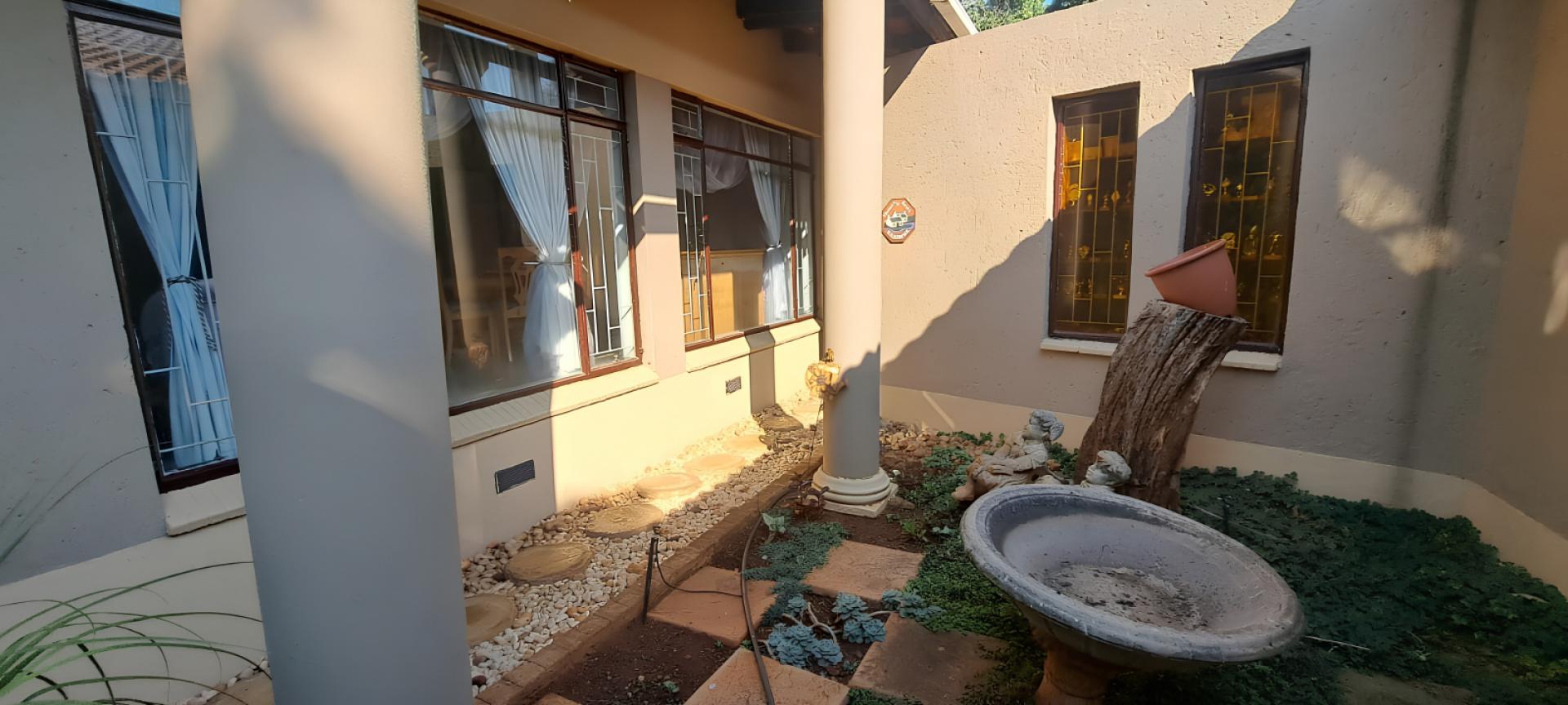  of property in Rooihuiskraal