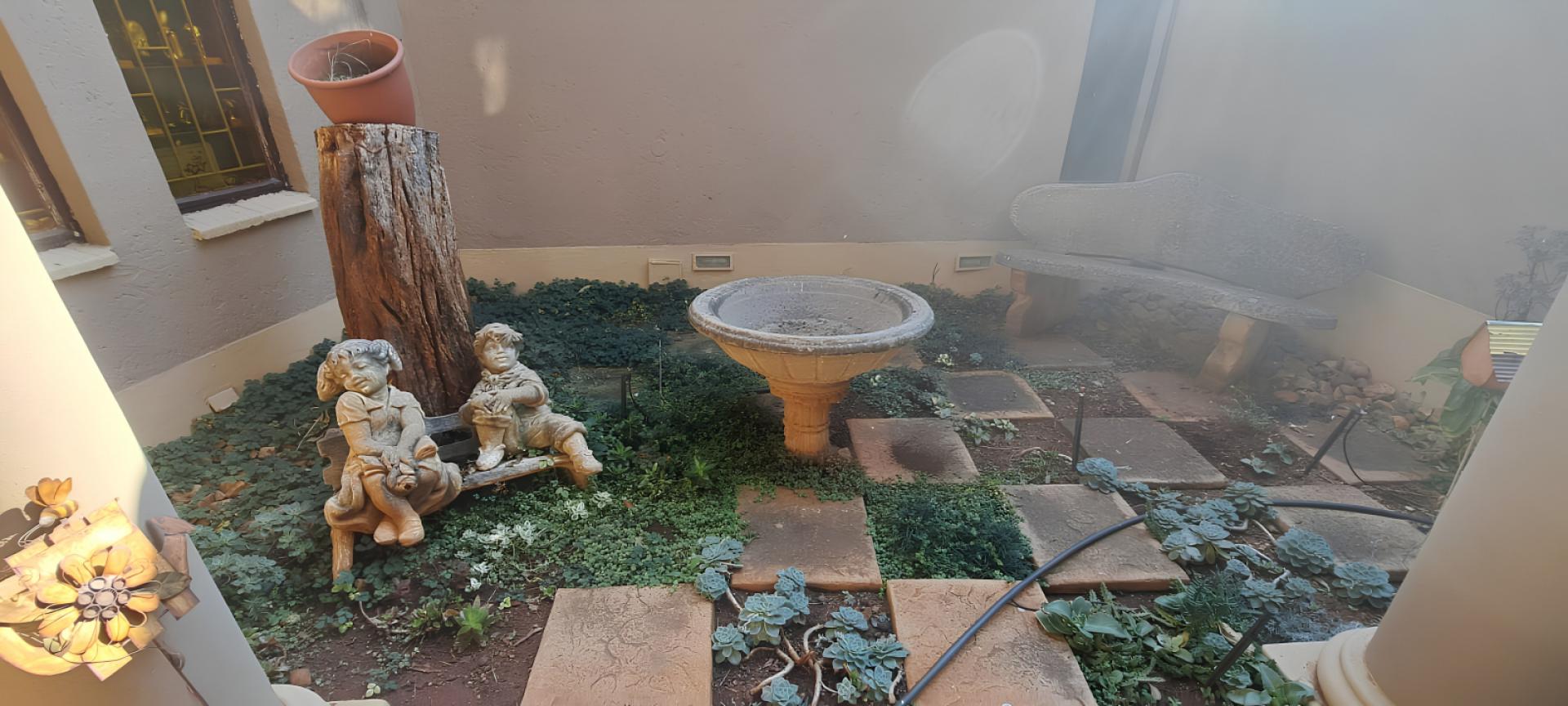  of property in Rooihuiskraal