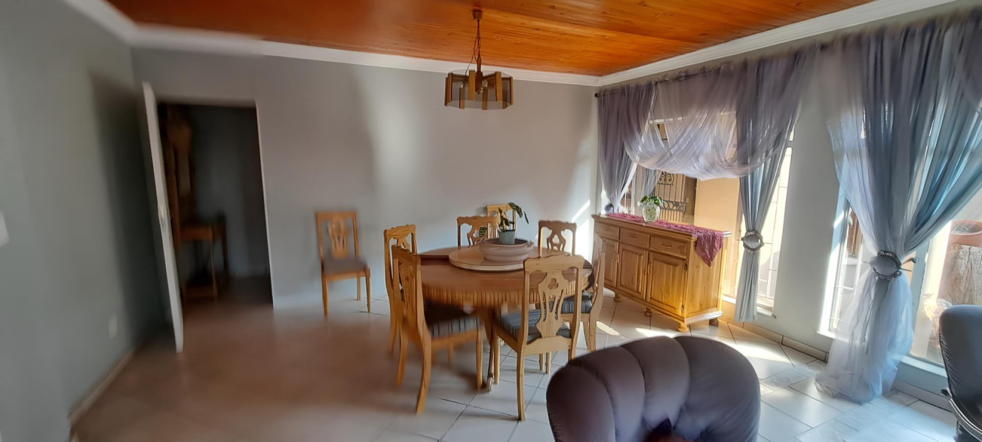  of property in Rooihuiskraal