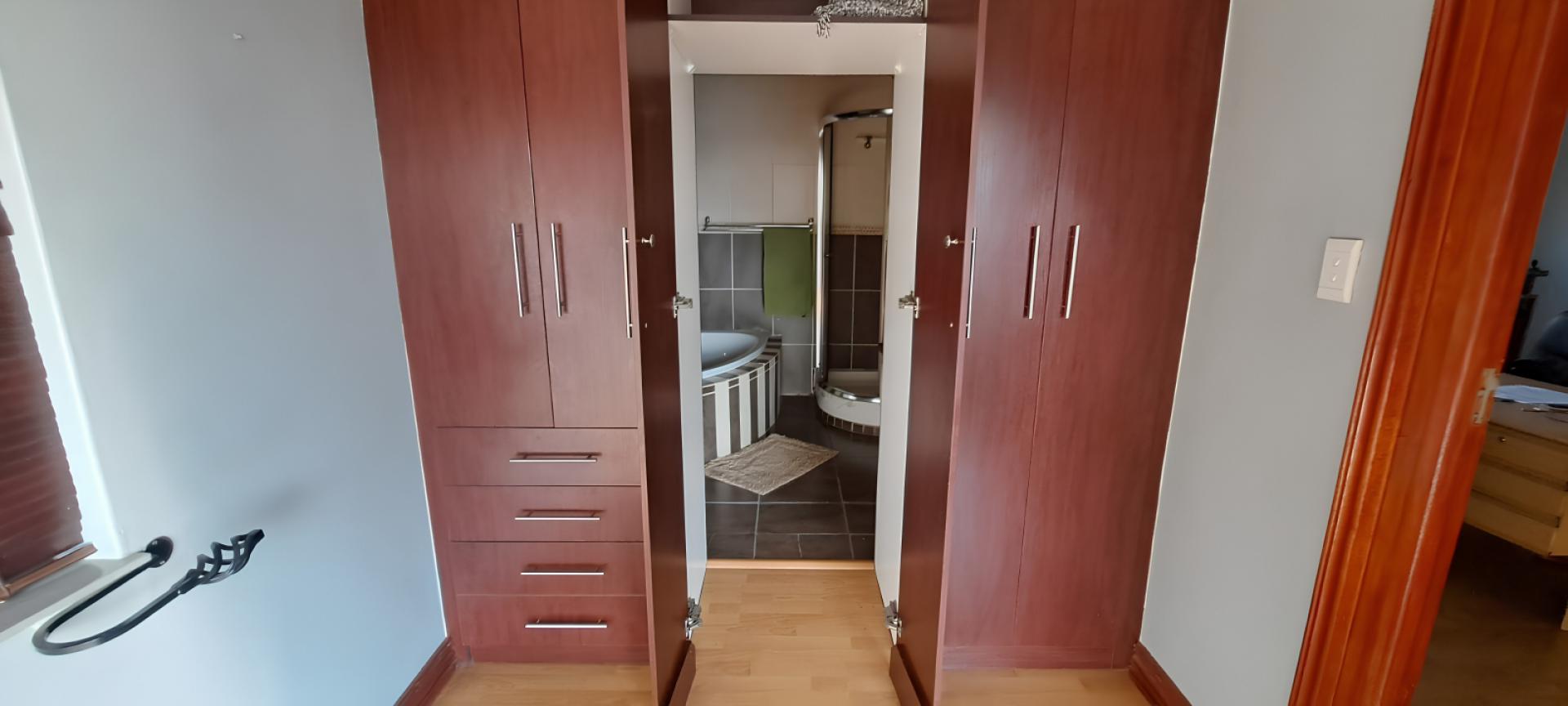  of property in Rooihuiskraal