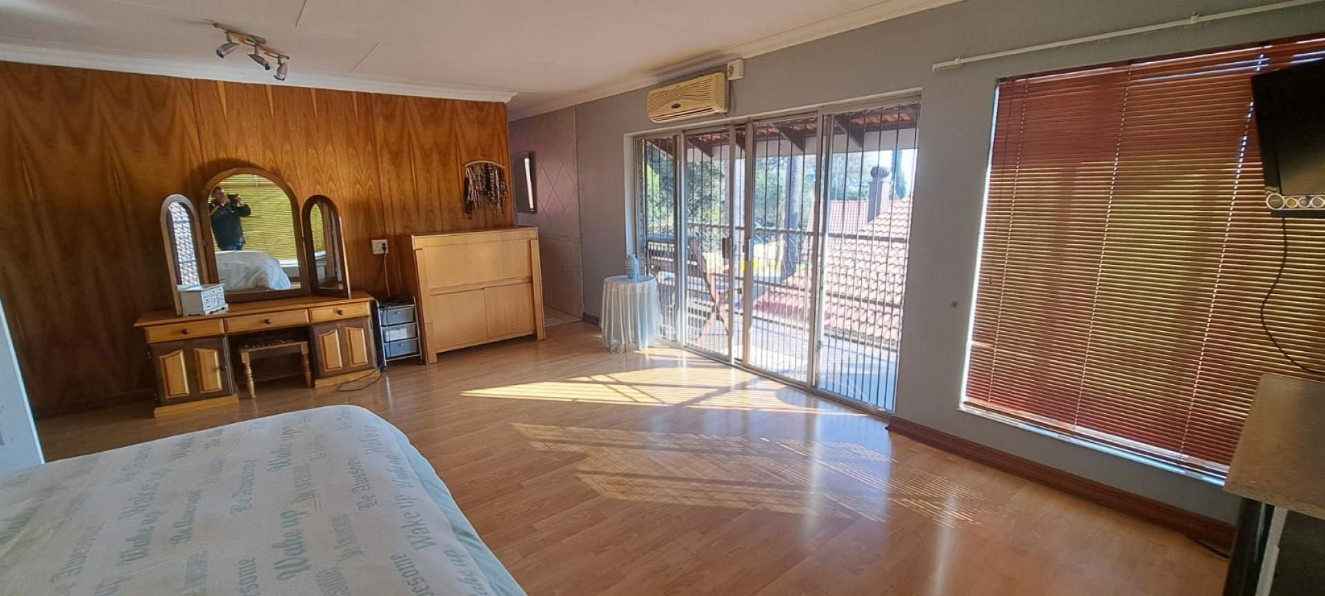  of property in Rooihuiskraal