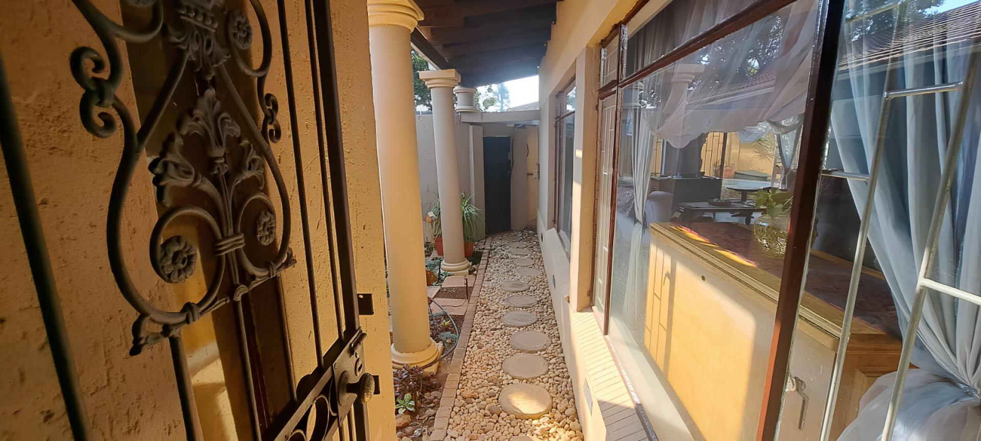  of property in Rooihuiskraal