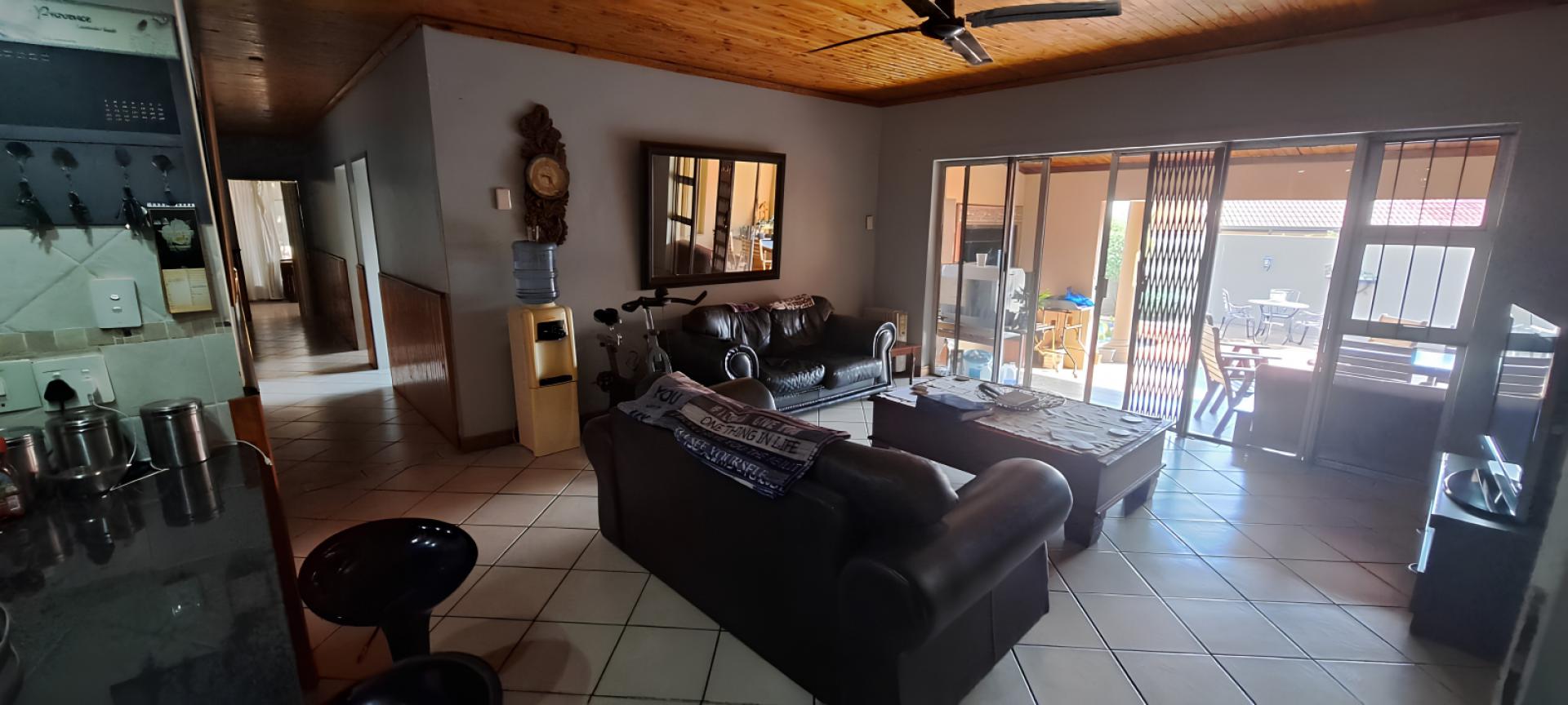  of property in Rooihuiskraal