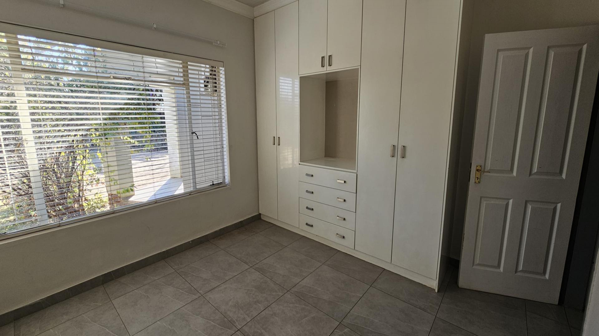Bed Room 1 of property in Flamwood