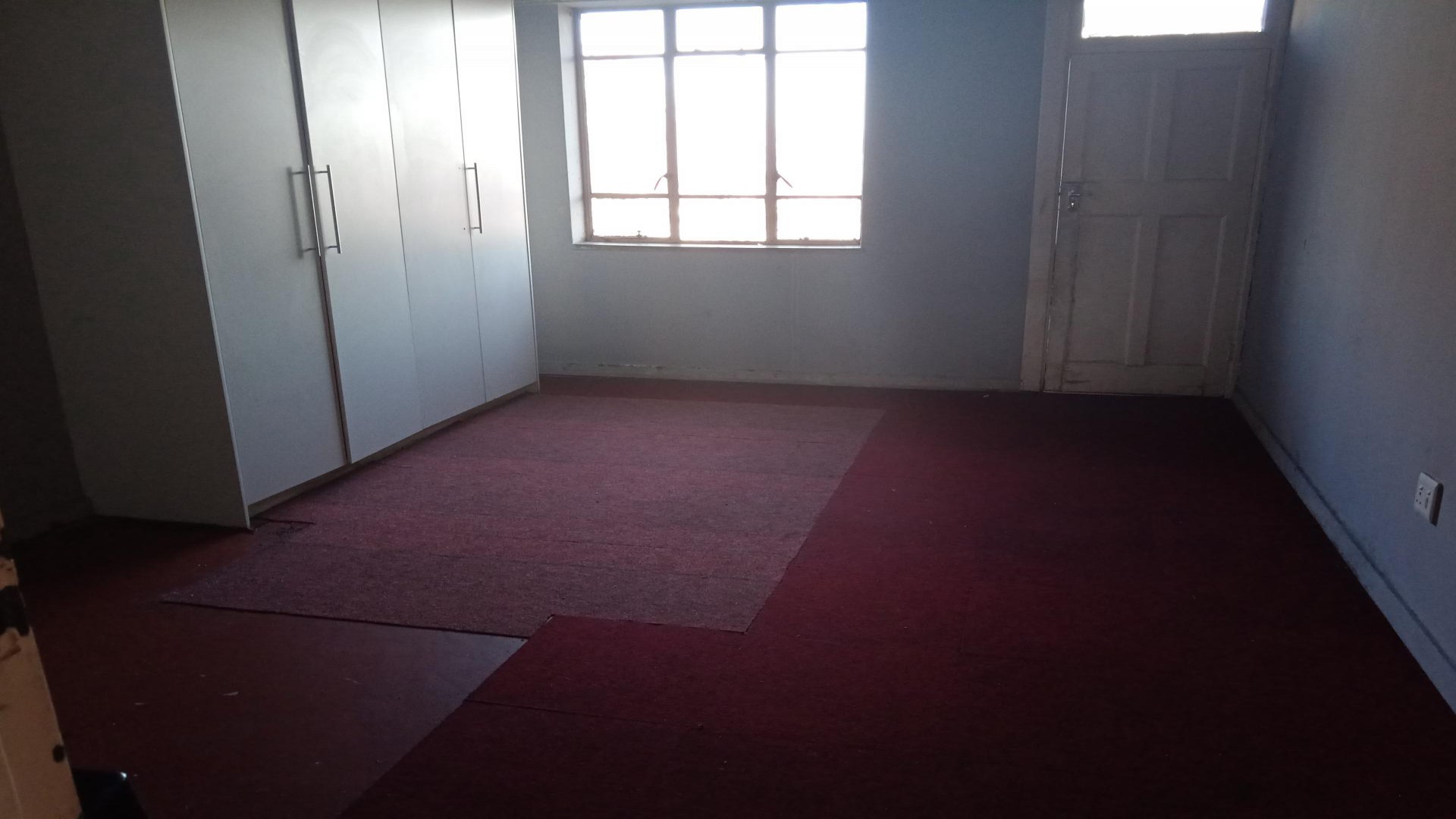 Bed Room 1 - 21 square meters of property in Jeppestown