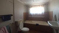 Flatlet - 47 square meters of property in Jan Niemand Park
