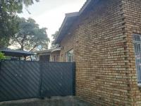  of property in Geelhoutpark