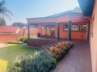  of property in Glenvista