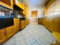  of property in Glenvista