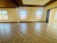  of property in Glenvista