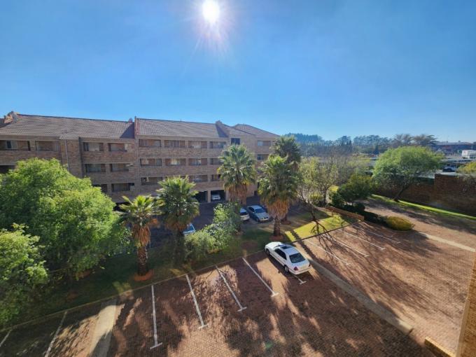 2 Bedroom Apartment for Sale For Sale in Wilropark - MR719719