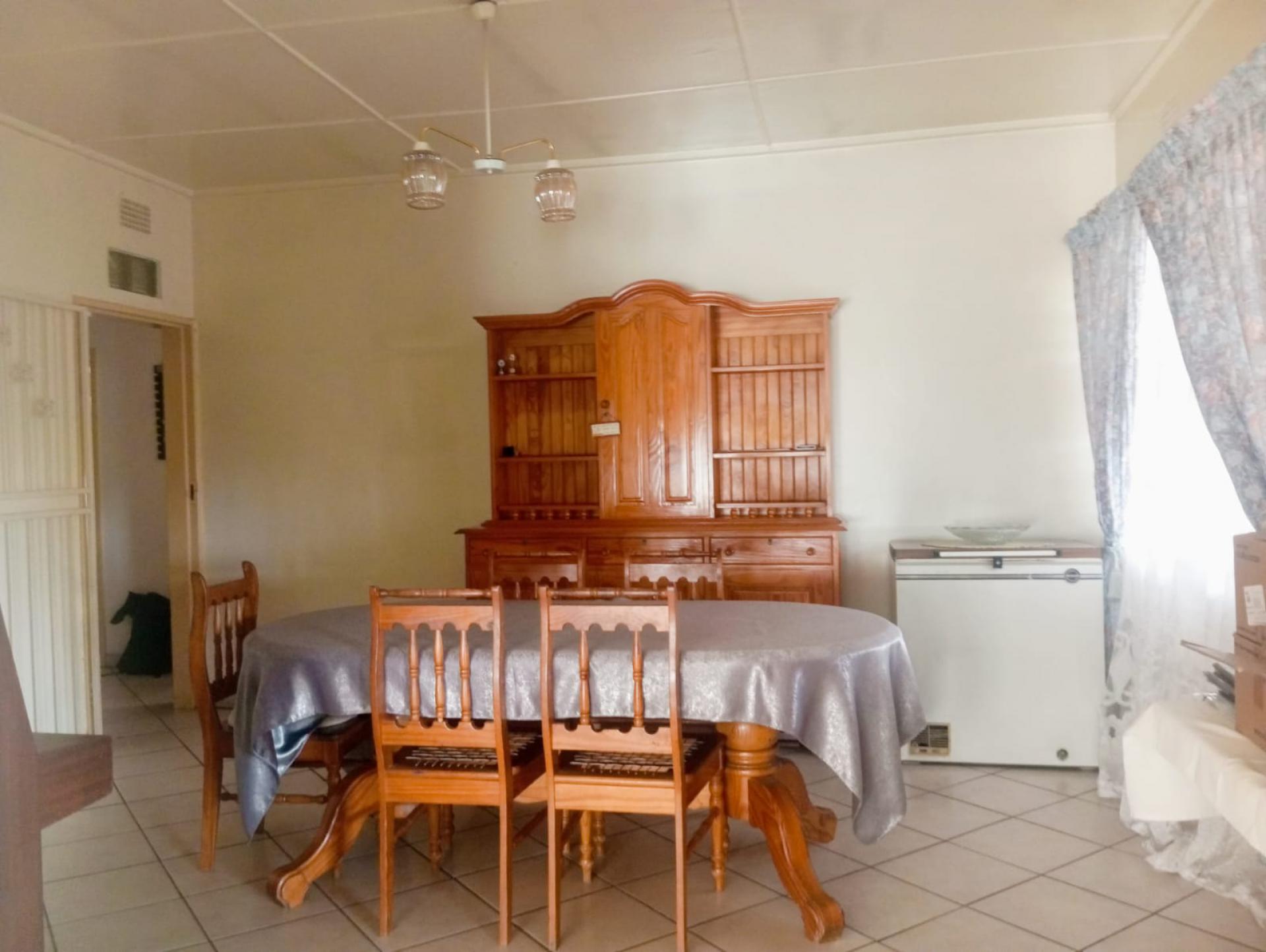  of property in Crown Gardens