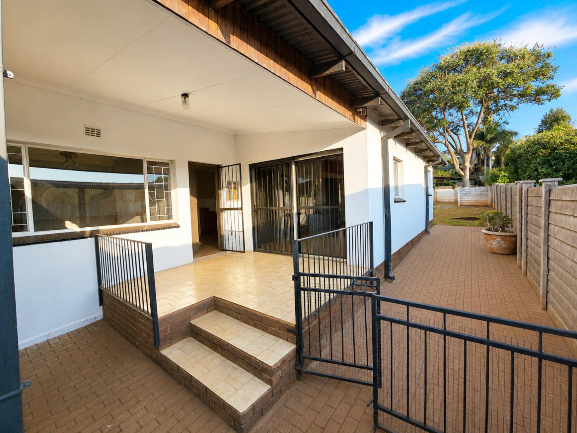  of property in Sinoville