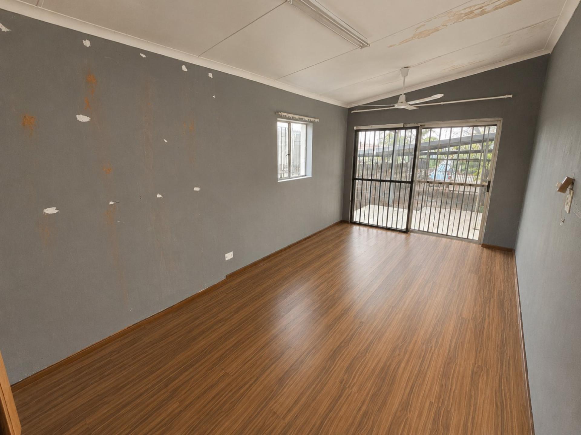  of property in Sinoville