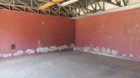 Garage - 55 square meters of property in Klippoortje