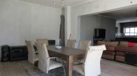 Dining Room - 32 square meters of property in Klippoortje