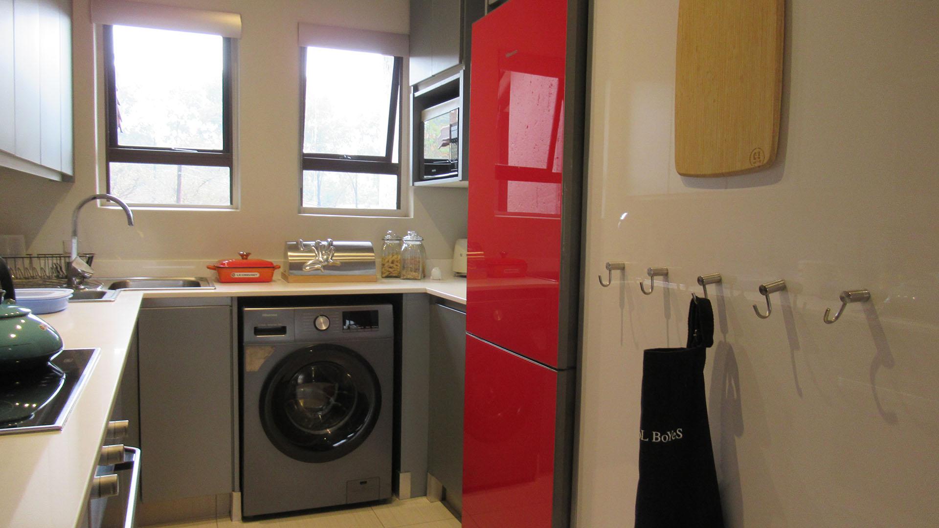 Kitchen - 7 square meters of property in Maroeladal
