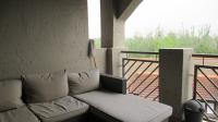 Balcony - 10 square meters of property in Maroeladal