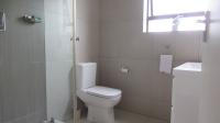 Main Bathroom - 4 square meters of property in Maroeladal