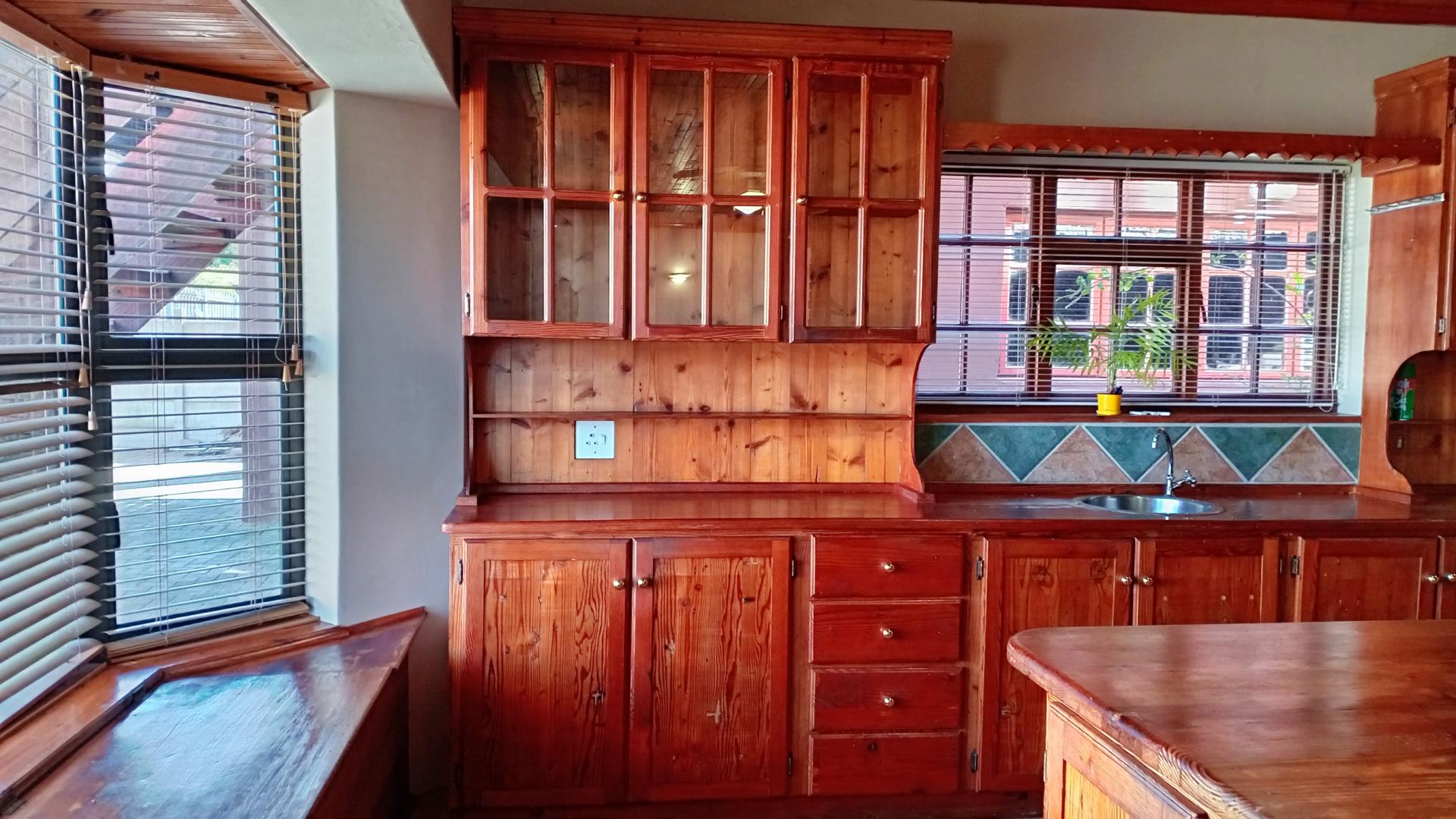  of property in Saldanha