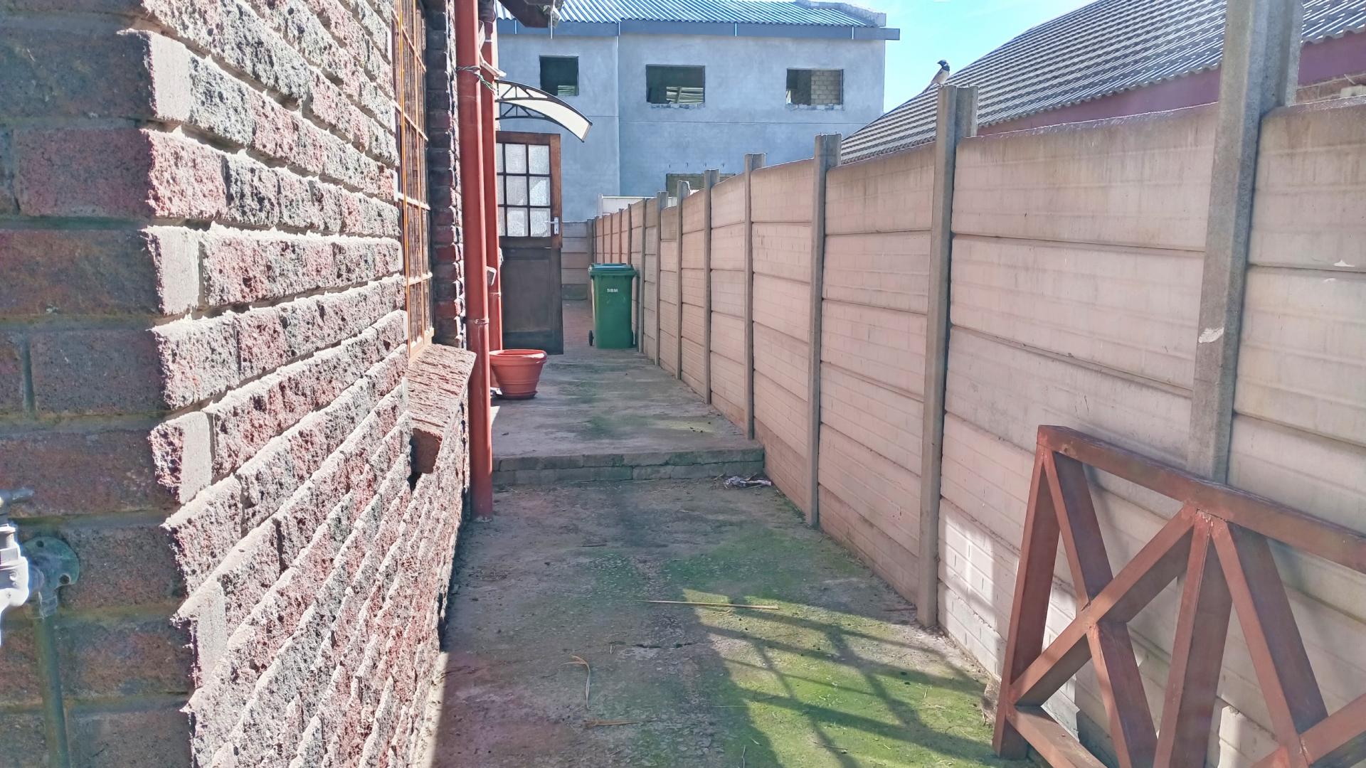  of property in Saldanha