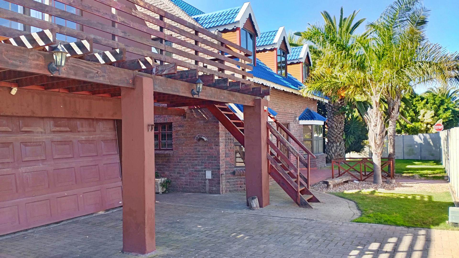  of property in Saldanha