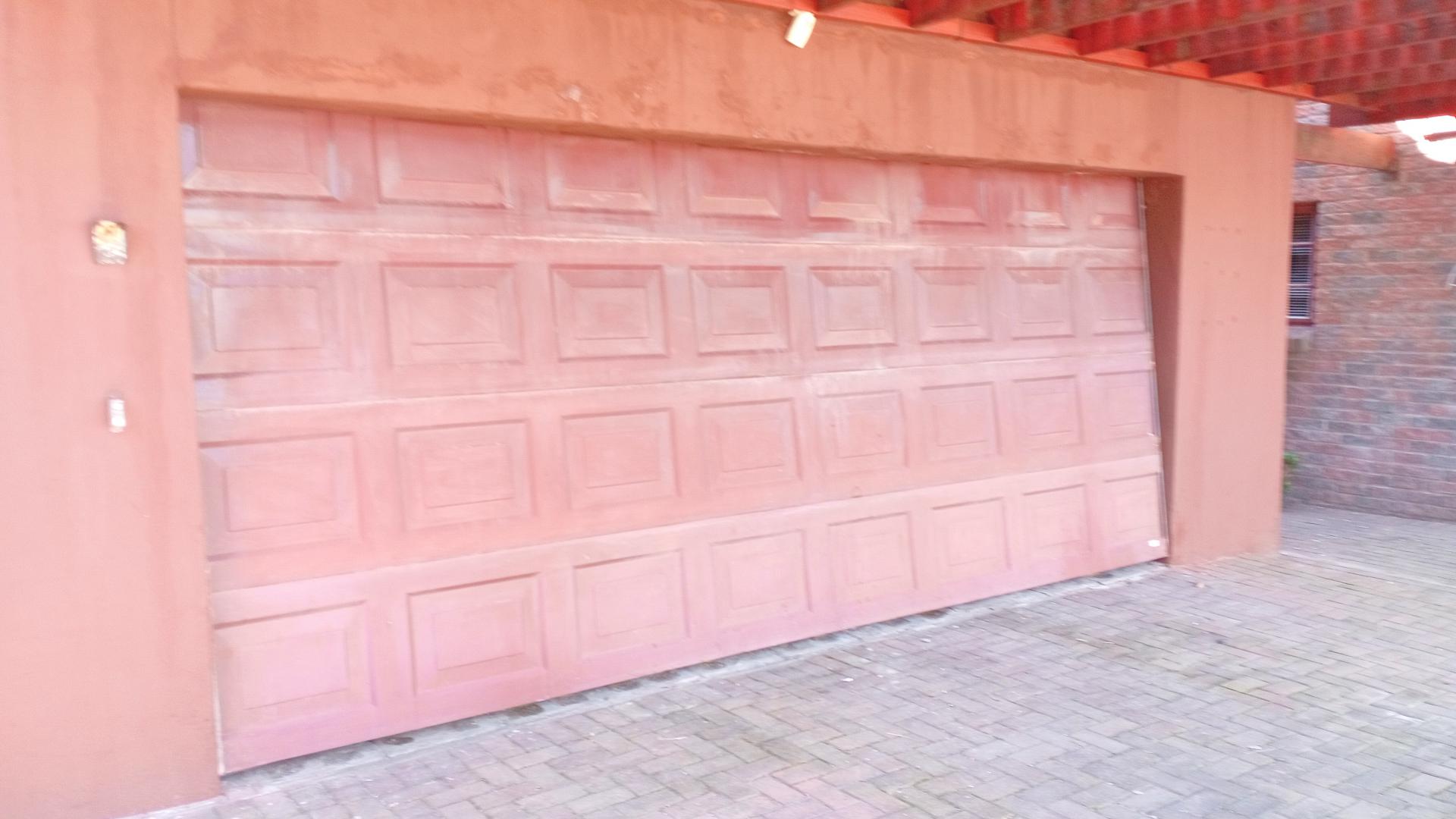  of property in Saldanha