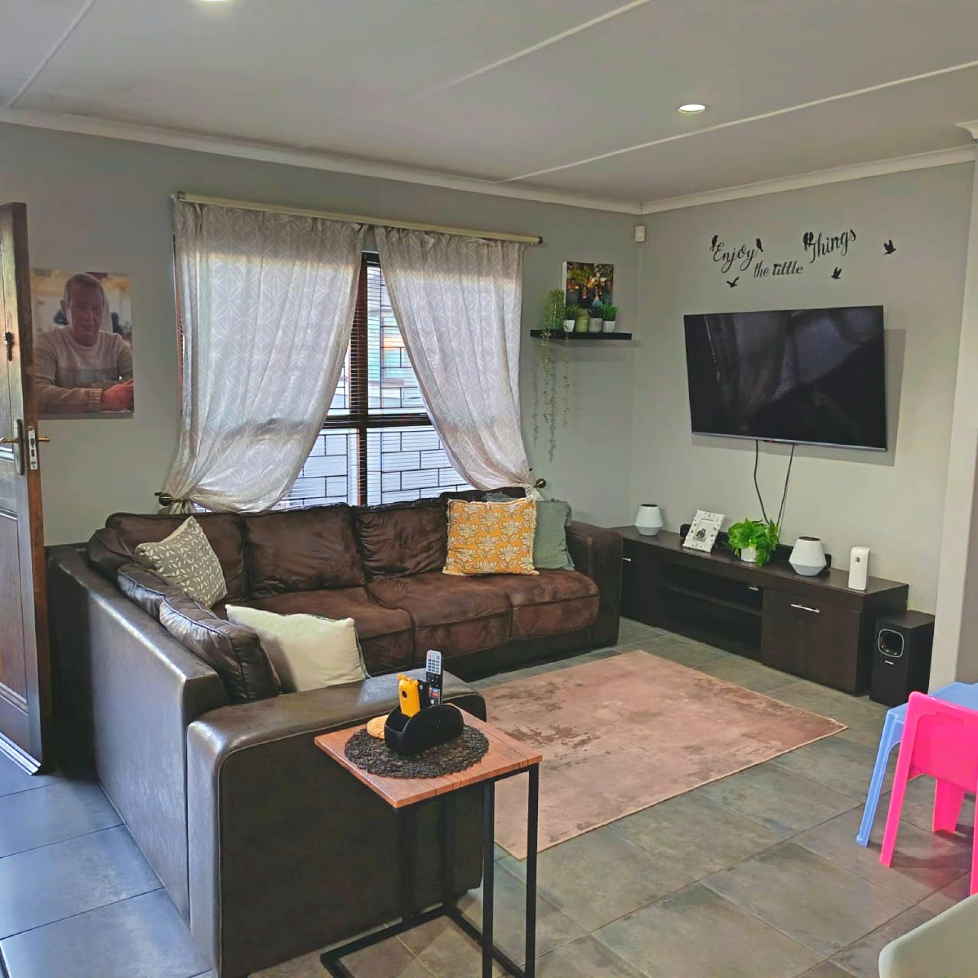  of property in Saldanha