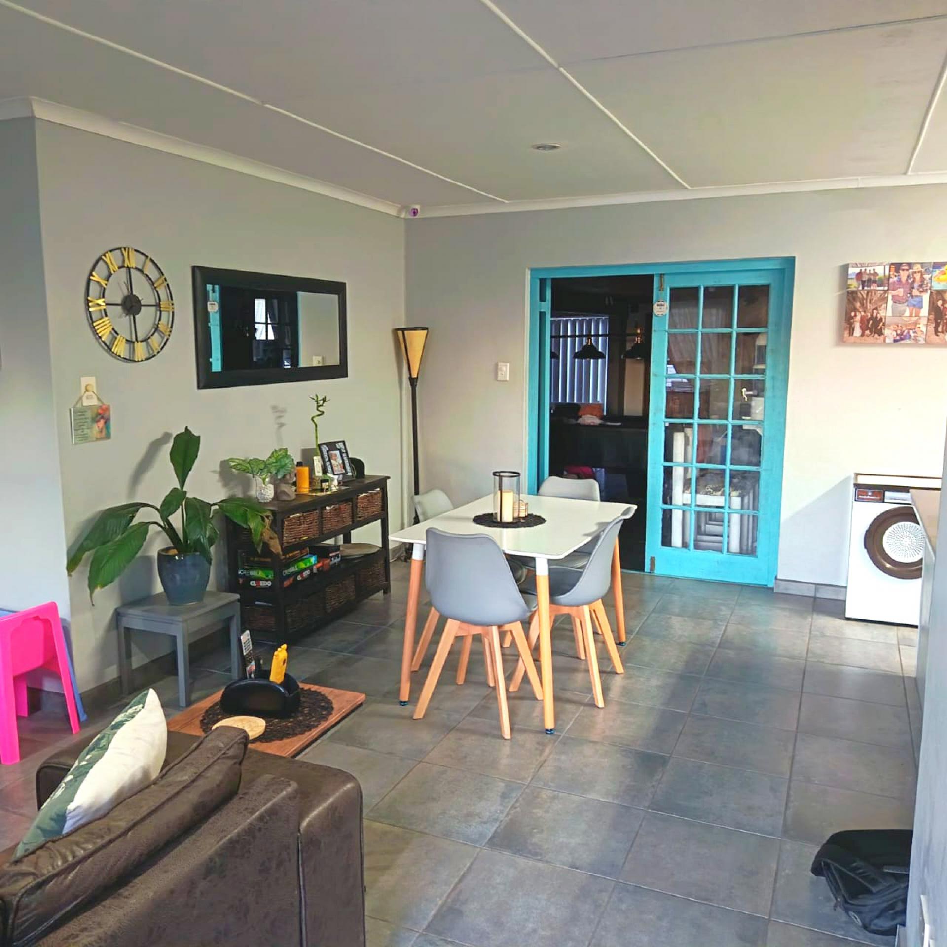  of property in Saldanha