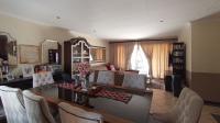 Dining Room - 21 square meters of property in Monavoni