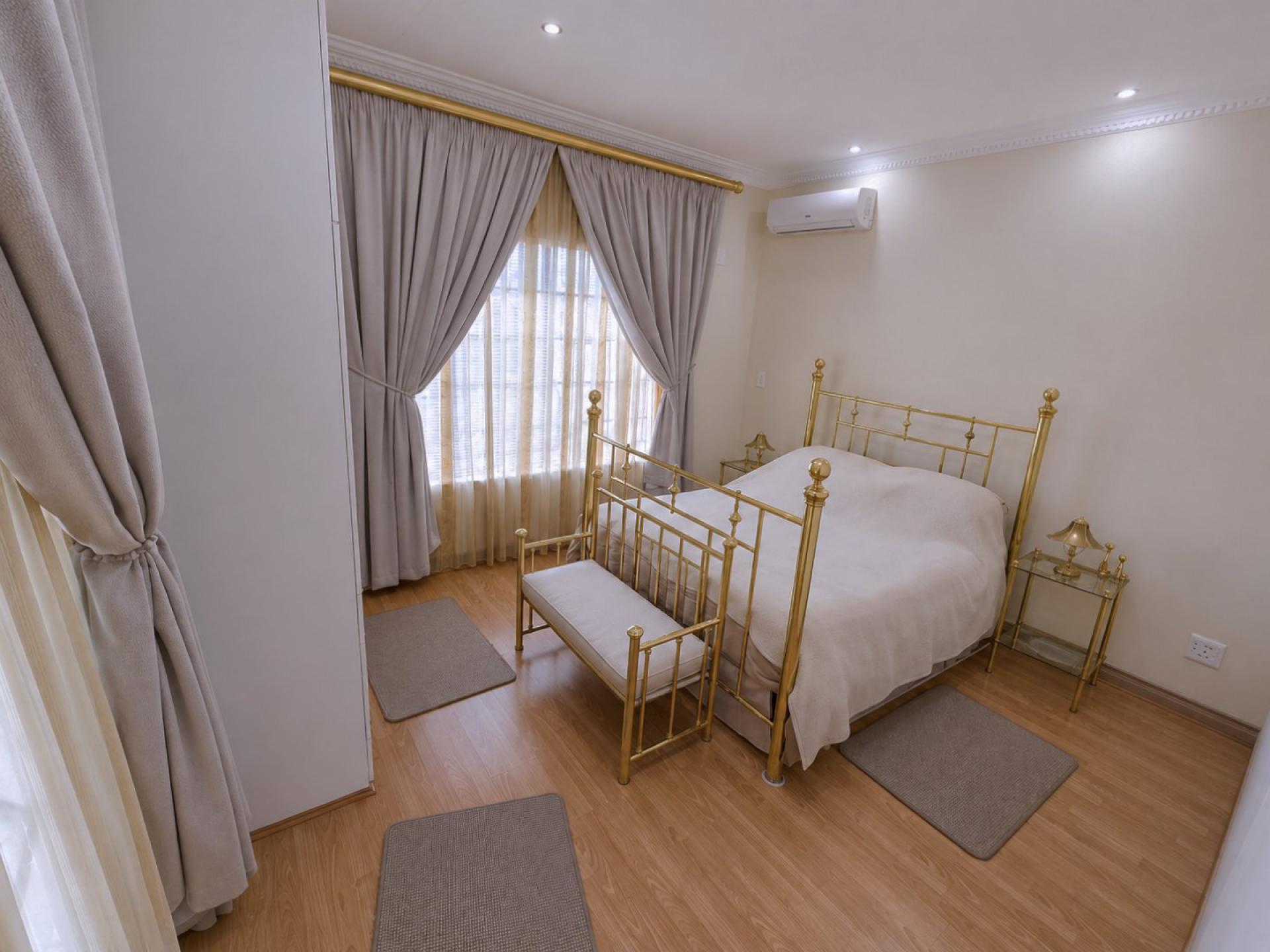  of property in Magalieskruin