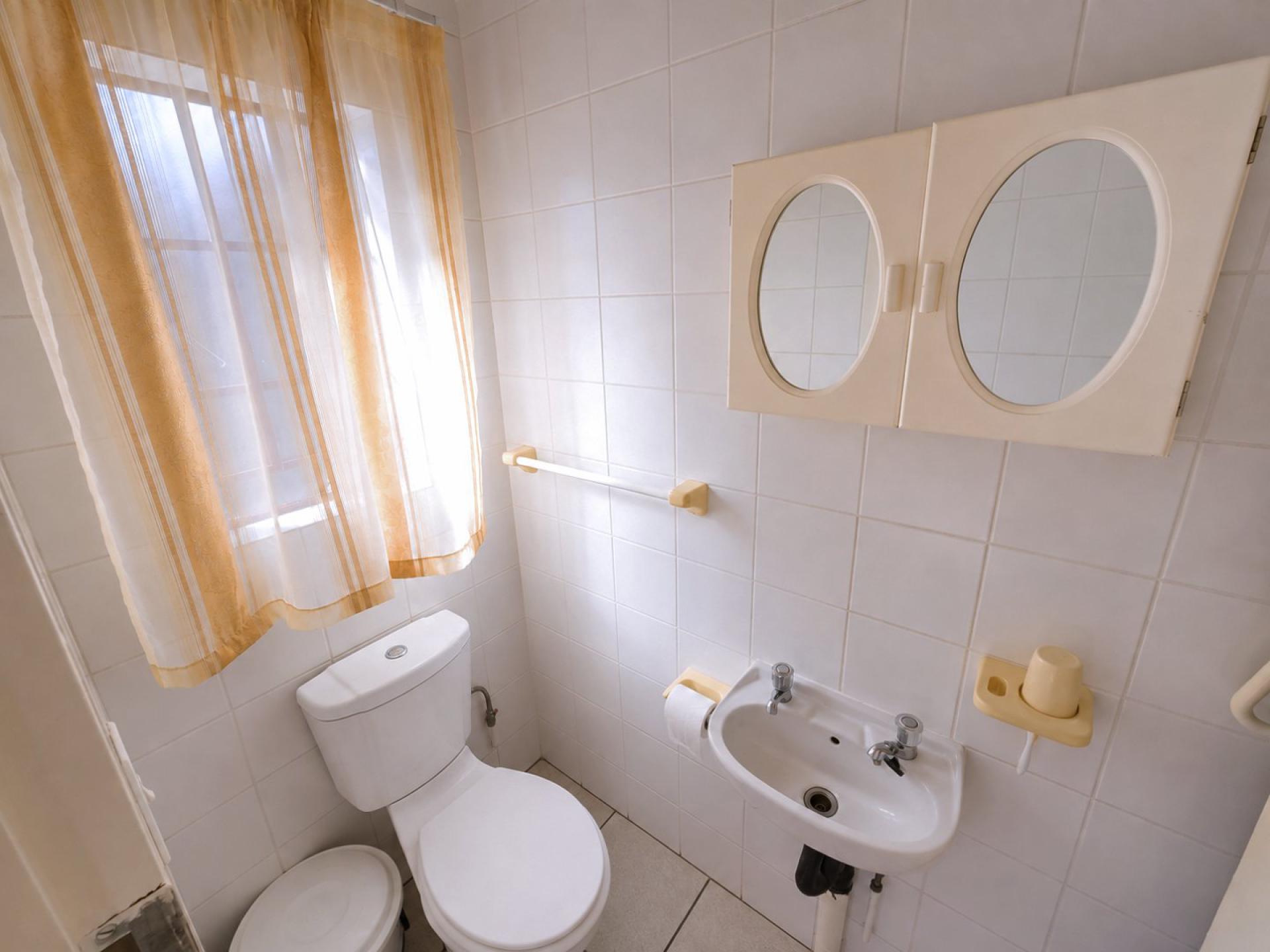  of property in Magalieskruin