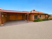  of property in Magalieskruin