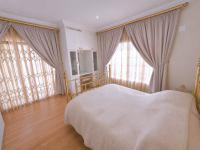  of property in Magalieskruin