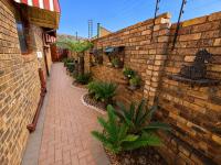  of property in Magalieskruin