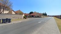 Front View of property in Noordwyk
